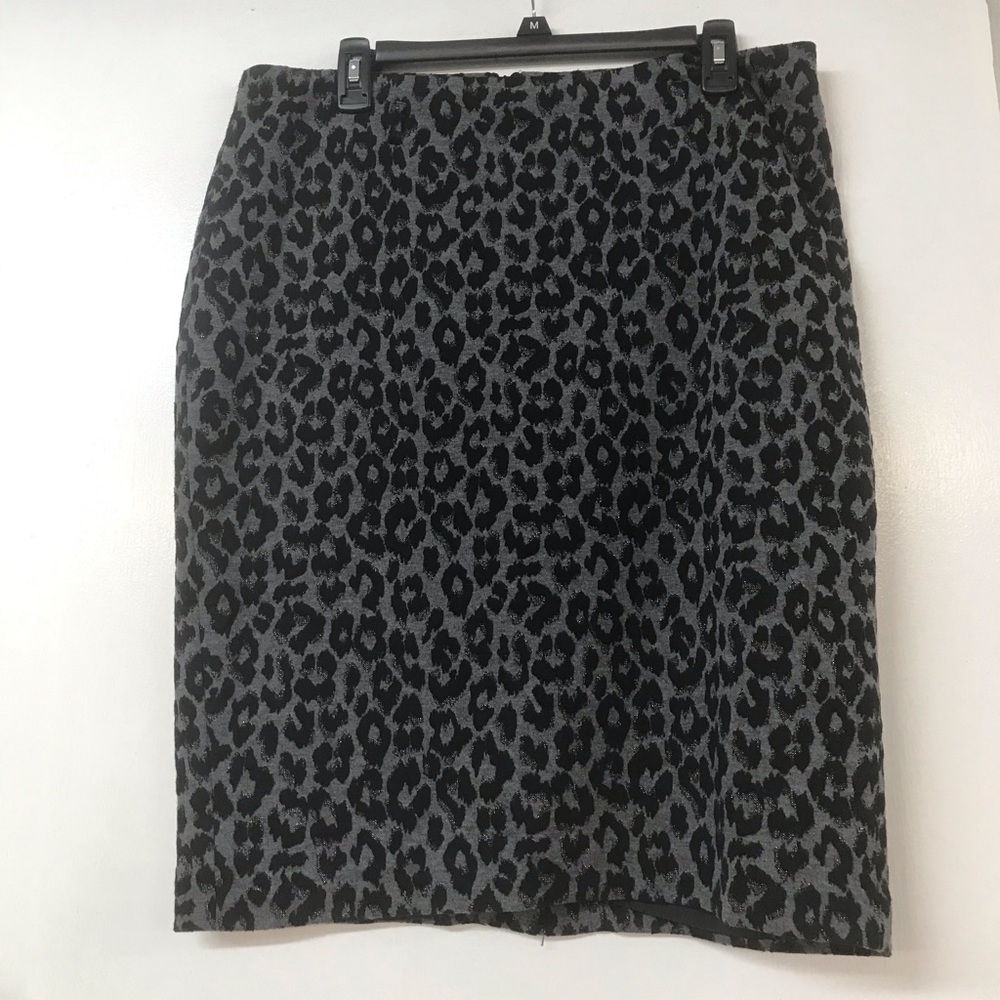 Leopard pencil skirt